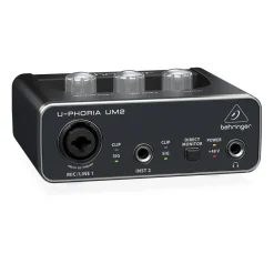 Behringer U-Phoria UM2 Interface