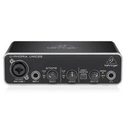 Behringer U-Phoria UMC22 Interface