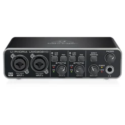 Behringer U-Phoria UMC202HD Interface