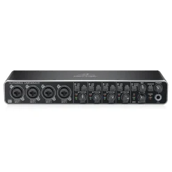 Behringer U-Phoria UMC404HD Interface