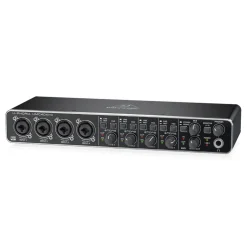 Behringer U-Phoria UMC404HD Interface