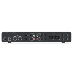 Behringer U-Phoria UMC404HD Interface