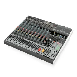 Behringer Xenyx X1832USB Mixer