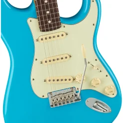 Fender - American Professional II Stratocaster® - Rosewood Fingerboard - Miami Blue