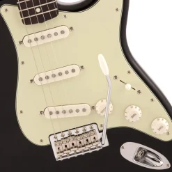 Fender - Made in Japan Traditional 60s Stratocaster, Rosewood Fingerboard - Black