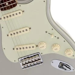 Fender - Robert Cray Stratocaster®, Rosewood Fingerboard, Inca Silver