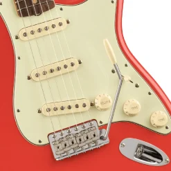 Fender American Vintage II 1961 Stratocaster®, Rosewood Fingerboard, Fiesta Red