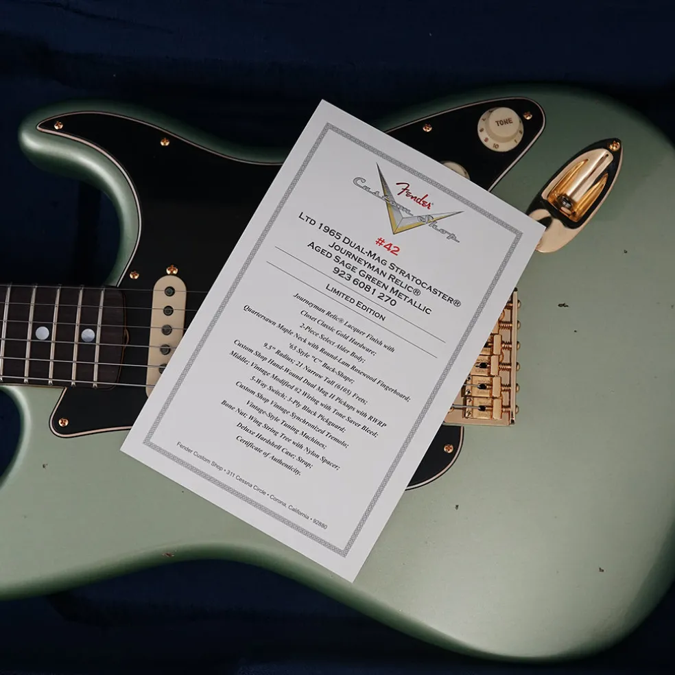 Fender Custom Shop 1965 Dual-Mag Stratocaster Journeyman Relic - Aged Sage Green Metallic