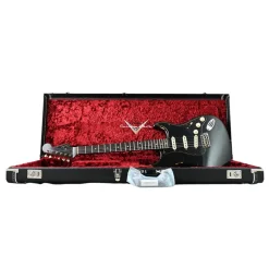 Fender Custom Shop - Limited Edition Dual-Mag II Strat Relic - Rosewood Fingerboard - Aged Black Over 3-Colour Sunburst