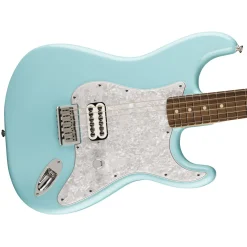 Fender Limited Edition Tom Delonge Stratocaster®, Rosewood Fingerboard, Daphne Blue