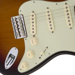 Fender Robert Cray Stratocaster, Rosewood Fingerboard, 3-Color Sunburst