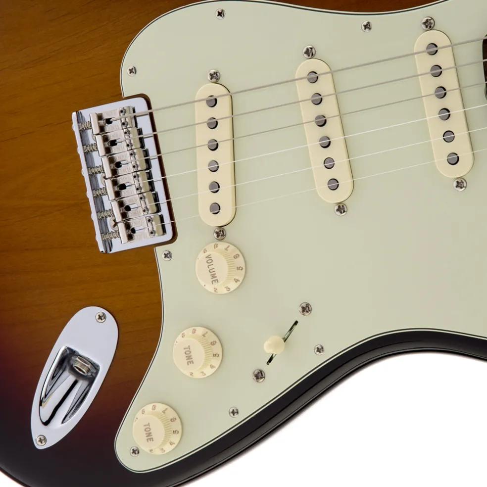 Fender Robert Cray Stratocaster, Rosewood Fingerboard, 3-Color Sunburst