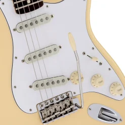 Fender Yngwie Malmsteen Stratocaster®, Scalloped Rosewood Fingerboard, Vintage White