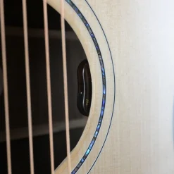 Gibson J-15 Left Hand - Antique Natural