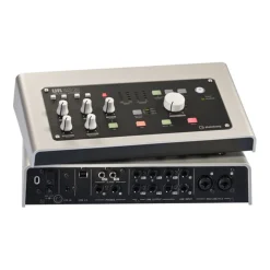 Steinberg UR28M 6-in/8-out USB 2.0 Audio Interface