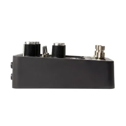 Universal Audio UAFX Starlight Delay Effects Pedal