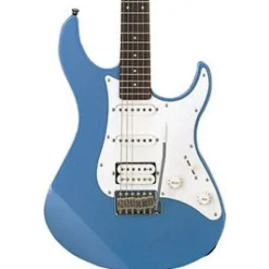 Yamaha Pacifica PAC112J - Lake Placid Blue