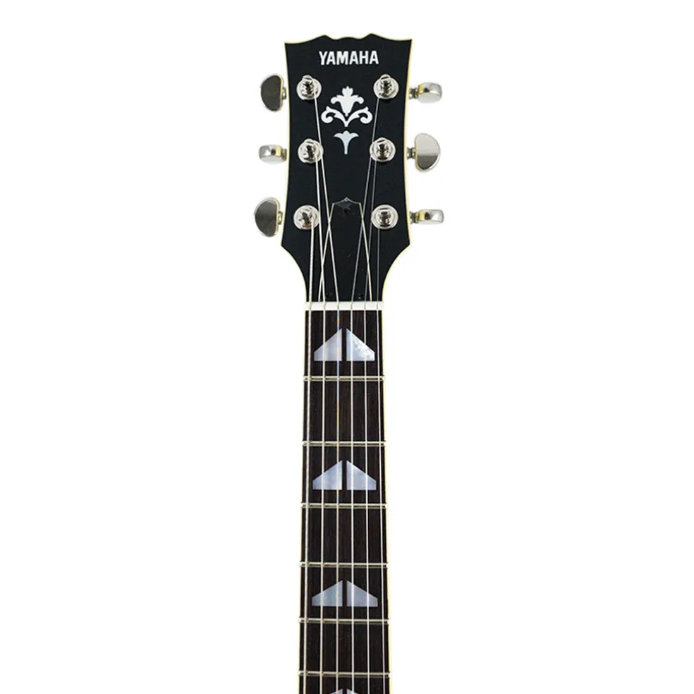 Yamaha SG1820 - Vintage White